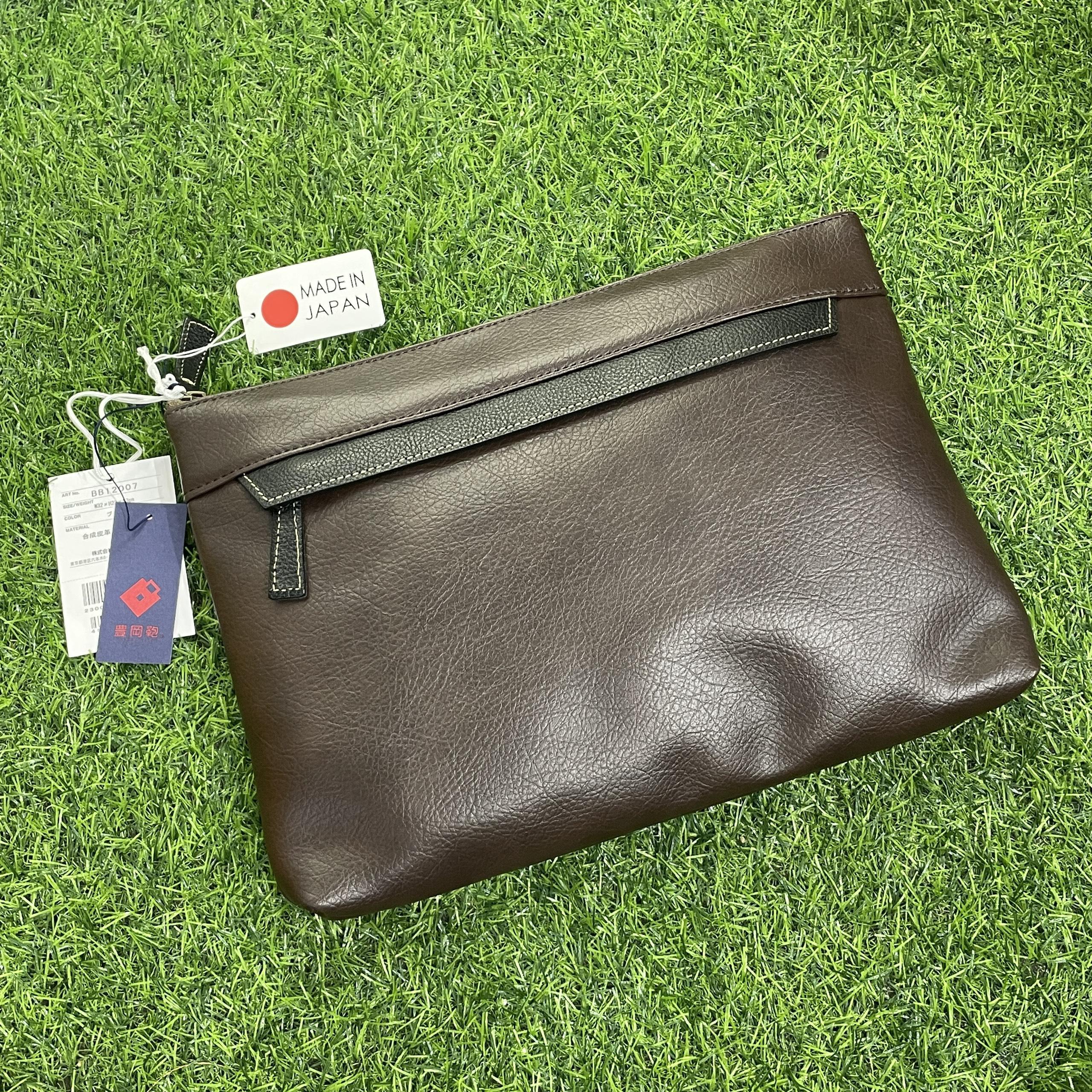 Những mẫu túi cầm tay golf được yêu thích trong năm 2022 